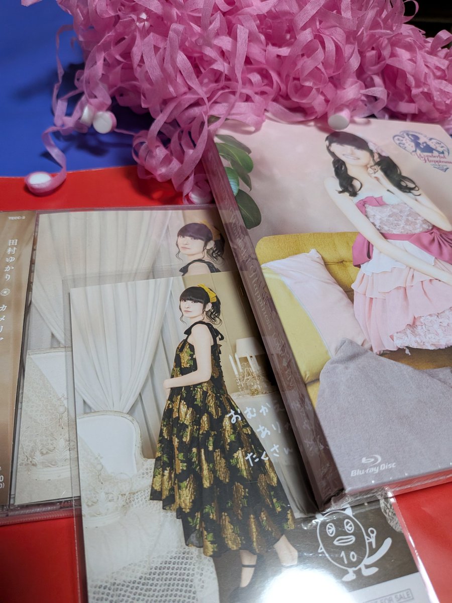 ShellP_TOMO's tweet photo. 50才になってもかわいくて楽しかった！
チェルシーガール久々に聴けてコールの熱量がとても良き。
もう手遅れなのでずっとついてくけど、顔認証進んでるんだなぁ。 https://t.co/y0xYnnoqmc