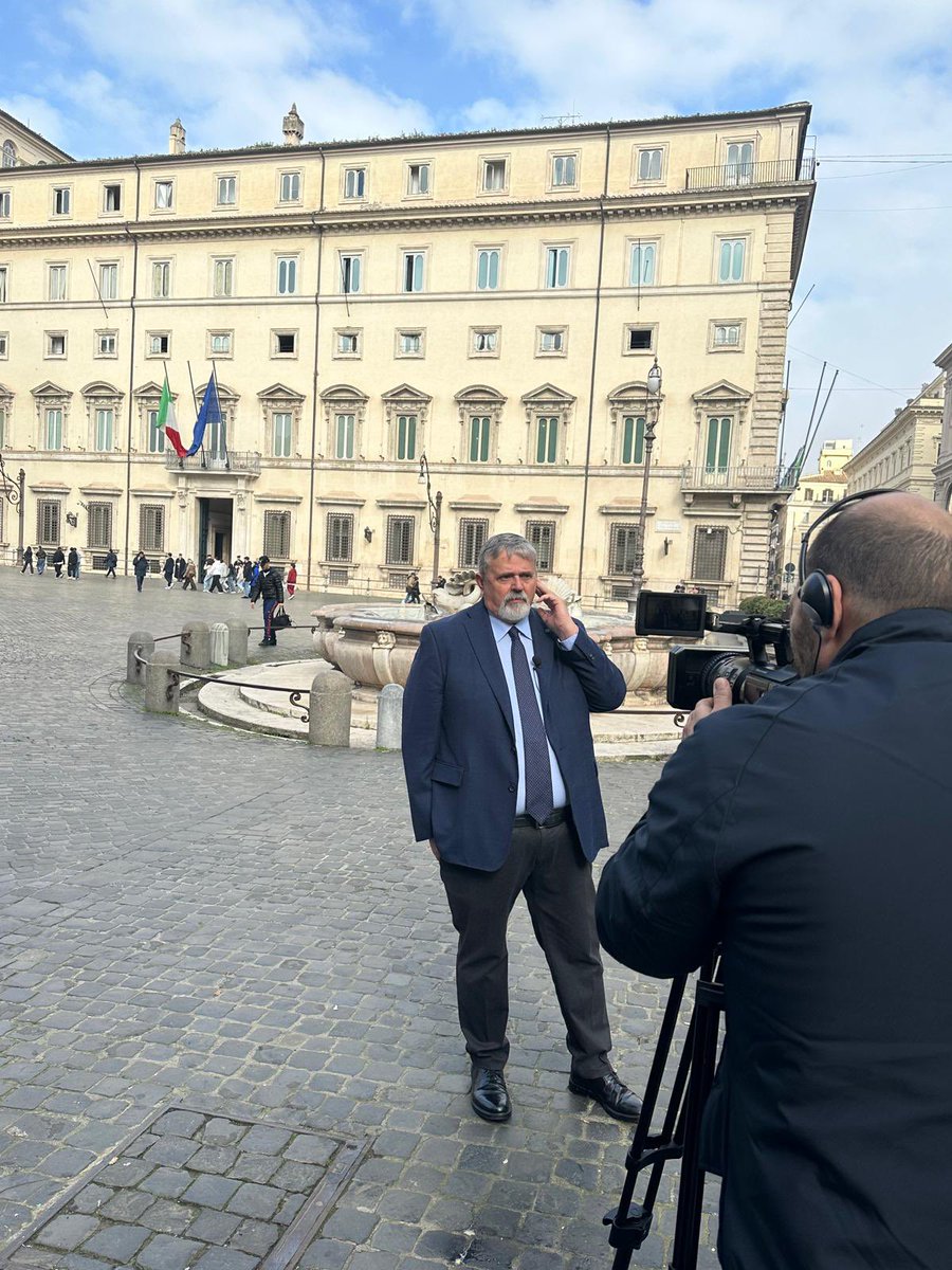 fpcapone's tweet image. 🎥 Stamattina collegato in diretta davanti a Palazzo Chigi su @RaiTre a Restart, per parlare di #rider, #caporalato e autonomia.

🇮🇹 #Italia #UGL @UGLConf