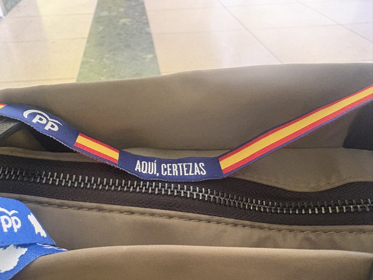 Encantada en la sede de PP Zamora..