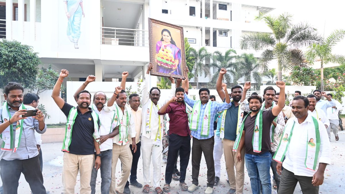sandepsandy8880's tweet photo. Satyameva jayate 
సత్యమేవ జయతే 
@RaoKavitha https://t.co/90l6W7AAUN