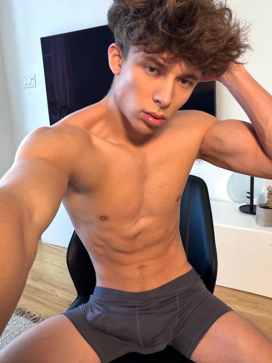 kingmaxbait's tweet photo. bait service available 
Channel and group, files, folders 
And mega links 
Bait request 💯 
DM 👉https://t.co/6PpVGTkztK

#gay #gaytwink #gaynsfw #addchat 
#addchatboys #addchatbait #baitedbait https://t.co/8GbHlP0m5E