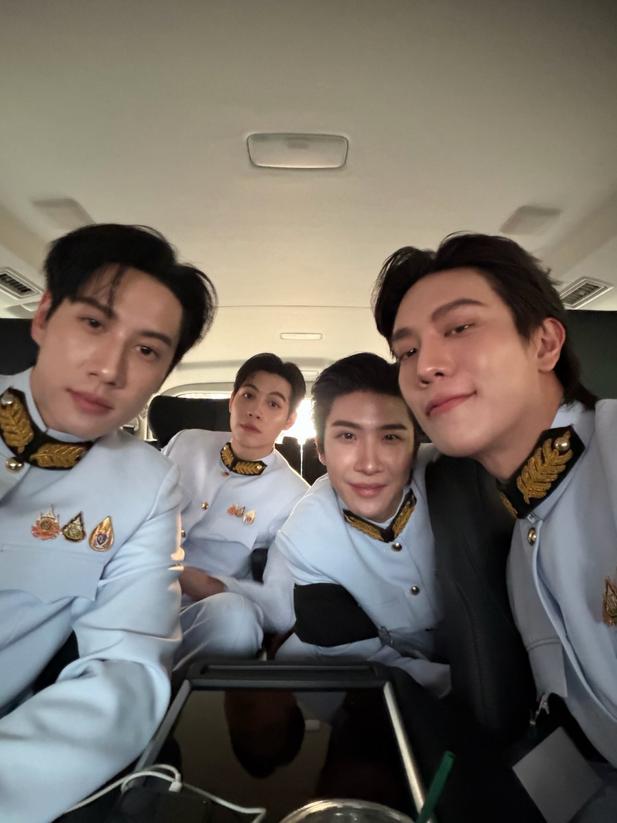 เอารูปมาฝากคับ✨