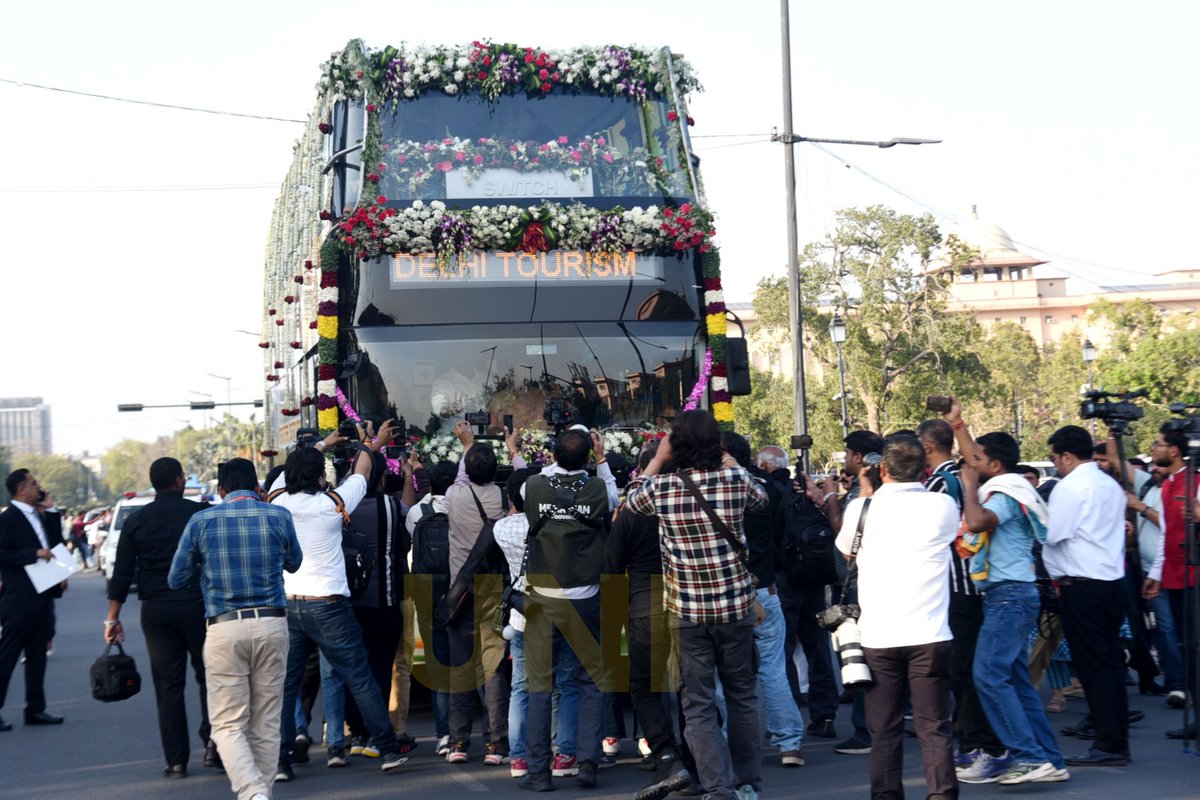 UNI_Photos's tweet photo. In Photos | Delhi Chief Minister Rekha Gupta, along with Cabinet Minister Kapil Mishra, during the launch of Switch Mobility’s electric double-decker bus service in Delhi.
📸: Subrata Dutta / UNI
#RekhaGupta | #SwitchMobility | #Delhi | #UNI https://t.co/vTvUctZppG