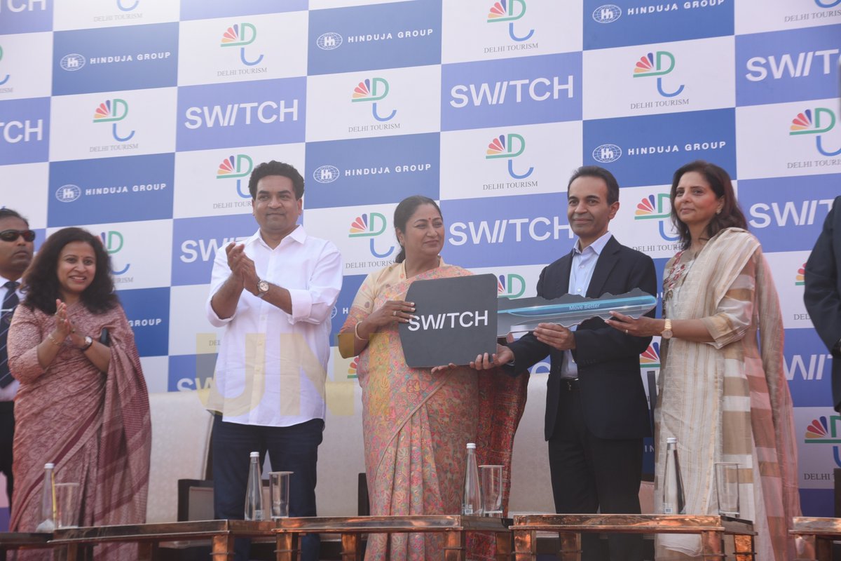 UNI_Photos's tweet photo. In Photos | Delhi Chief Minister Rekha Gupta, along with Cabinet Minister Kapil Mishra, during the launch of Switch Mobility’s electric double-decker bus service in Delhi.
📸: Subrata Dutta / UNI
#RekhaGupta | #SwitchMobility | #Delhi | #UNI https://t.co/vTvUctZppG