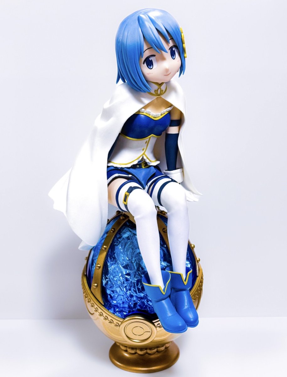 まどマギのフィギュアの台座、悩んだけれどソウルジェムキャニスターの まどマギのフィギュアの台座、悩んだけれどソウルジェムキャニスターの