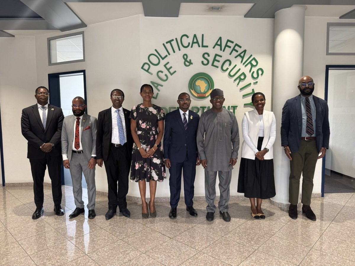 Bankole_Adeoye's tweet image. Always a pleasure to engage Amb.Miguel Cesar Domingos Bembe, Permanent Representative of #Angola. I took the opportunity to congratulate the Government of Angola on its successful Chair of the African Union and 39th AU Summit. We also discussed Angola’s important role as the