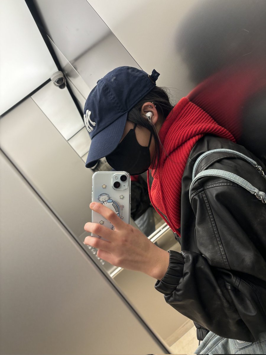 240228
#민지 #MINJI 포닝 💬