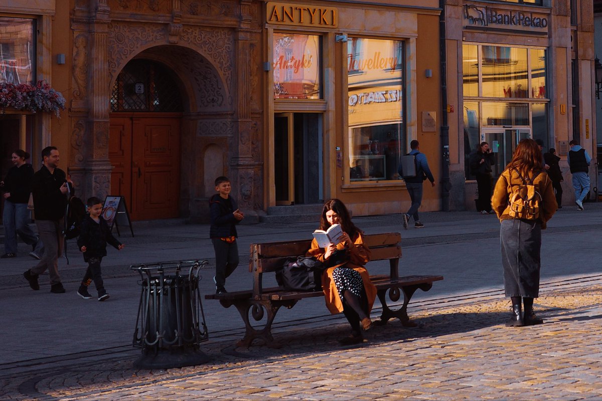 DKozniewski's tweet photo. Street photography season has officially begun in Poland! 📷 #StreetPhotography #Photography #Poland https://t.co/VncGc4DTux