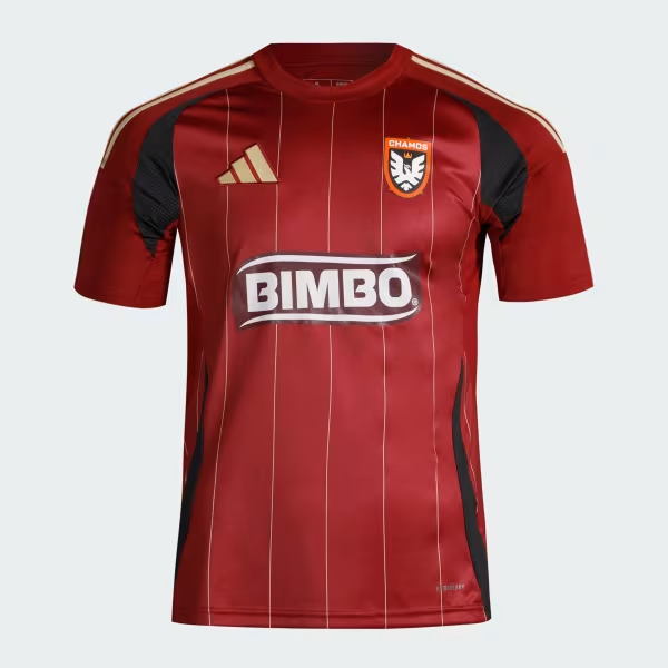 hector36papu's tweet photo. 🟠 NUEVOS COLORES DEL VIGENTE CAMPEÓN

Los Chamos FC presentaron su nueva camiseta para el 4to split de la Kings League Openbank México.

Ahora usando negro como color base y con diseño de rayas diagonales en naranja.

3er split (izquierdo)         4to split (derecho) https://t.co/pgcQ3vXYrM