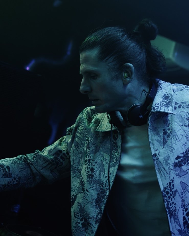 Artento_Divini's tweet image. This Saturday I’m back in Rotterdam for the ultimate ASOT pre-party 🔥 
Adrenalin Sessions meets Heavensgate ❤️

📍 Club Reverse - Rotterdam 

#asot #trancefamily #rotterdam