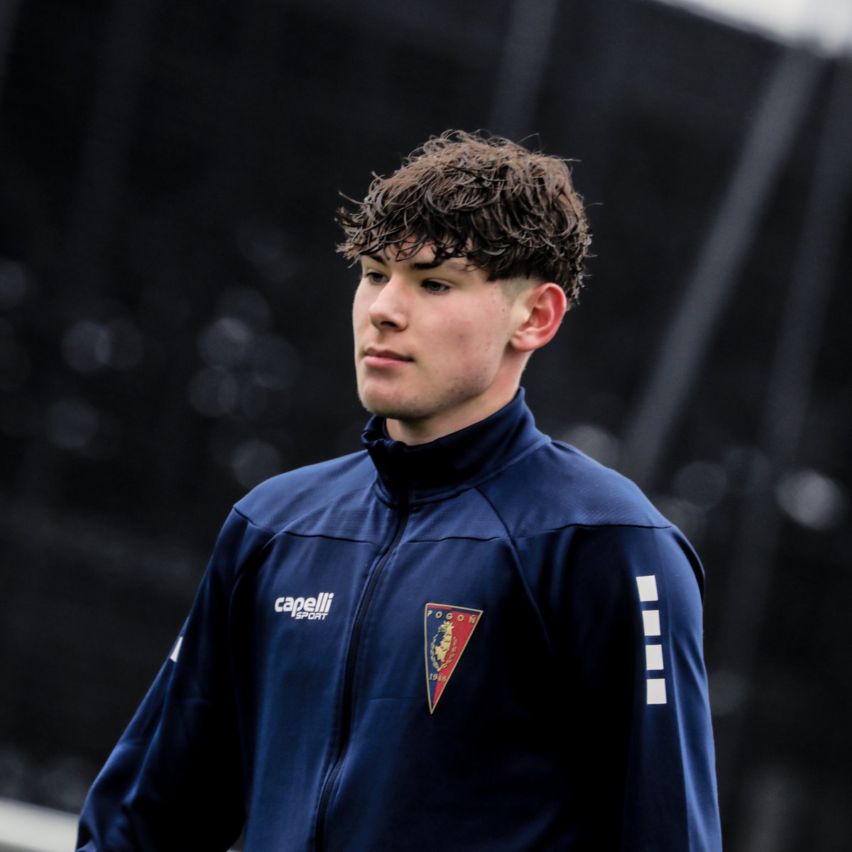 akademiapogoni's tweet photo. Martin Rachubiński i Krzysztof Chimkowski zawodnikami Pogoni Szczecin 🤝🔵🔴

Dla Rachubińskiego jest to powrót na Twardowskiego po półtorarocznej przygodzie w @AP_Zaglebie, z kolei Chimkowski zasili szeregi juniorów starszych w ramach półrocznego wypożyczenia ze Stali Szczecin. https://t.co/yfYpwkM8s2