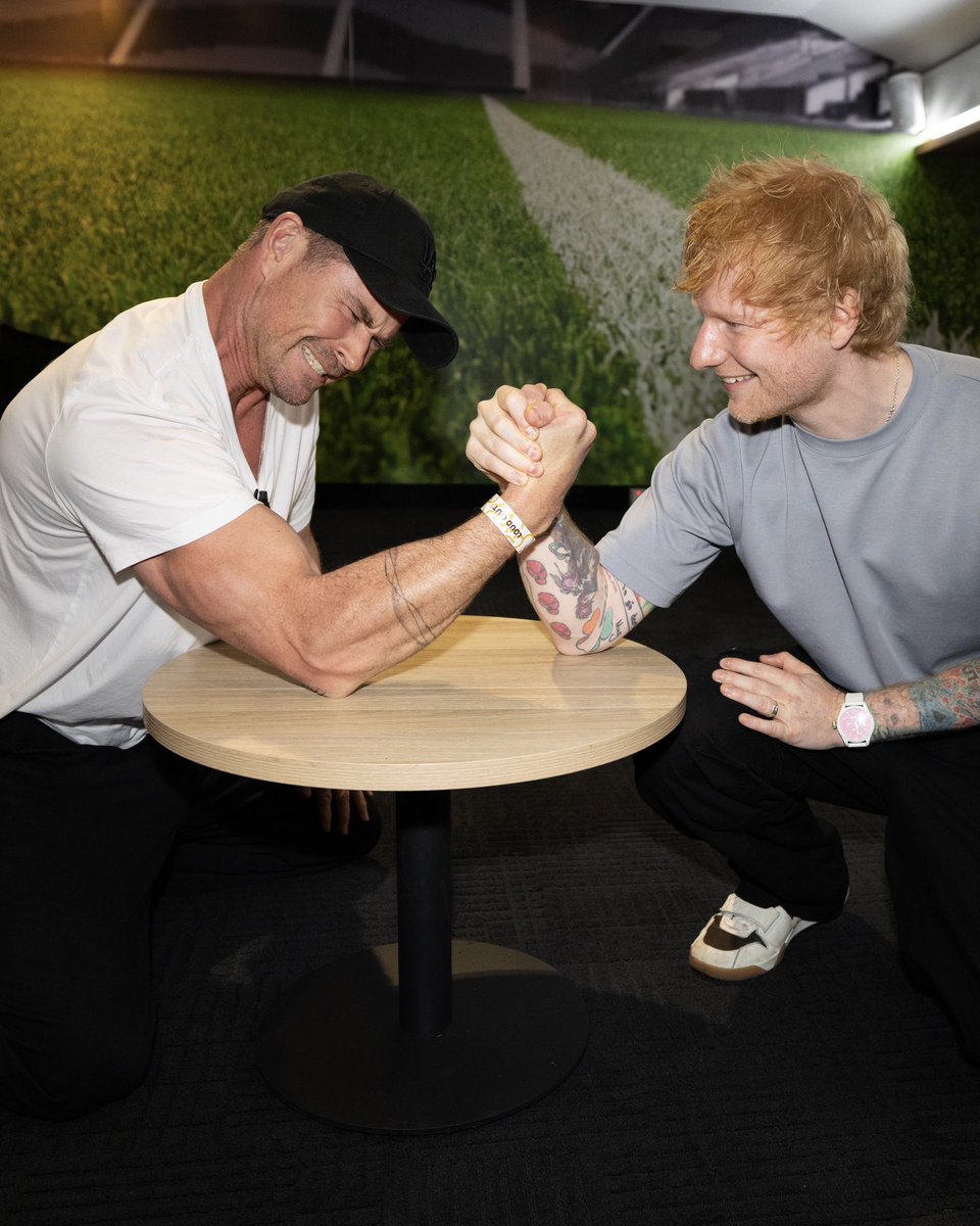 Ed Sheeran HQ tweet media