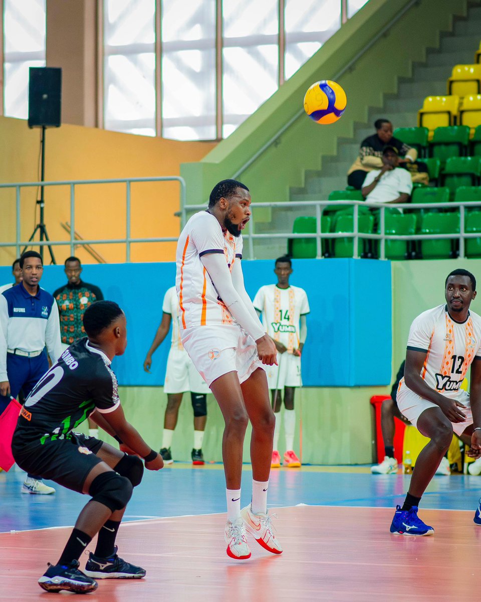 GisagaraVBC's tweet photo. RWANDA VOLLEYBALL LEAGUE 

LAST DANCE 

GVC 3-0 KIREHE 

SET 1: GVC 25-16 KIREHE
SET2: GVC 25-22 KIREHE
SET3: GVC 25-19 KIREHE

#TweTuriGisagara https://t.co/CwdNb7dwEh