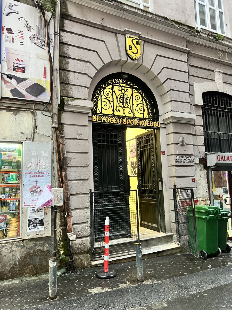 Antonis Tsakaleas tweet media