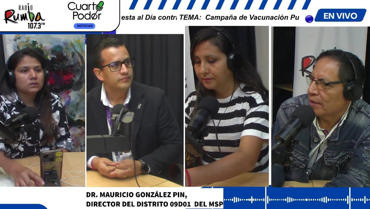 Salud_Guayas's tweet photo. 🎙️#MSPEnMedios | "Nuestros niños pueden estar protegidos participando en la Campaña de Vacunación Puesta al Día 💉 en todos nuestros Centros de Salud", así lo indicó el Director #Distrito09D01 de @Salud_Ec, @DrMauricioGonz2 para @RadioRumbaEc.
#ElNuevoEcuador https://t.co/iLx0cwdRBb