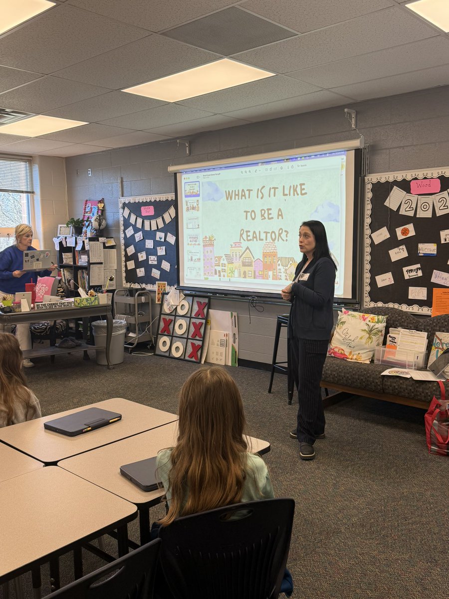 Julie Moore tweet media