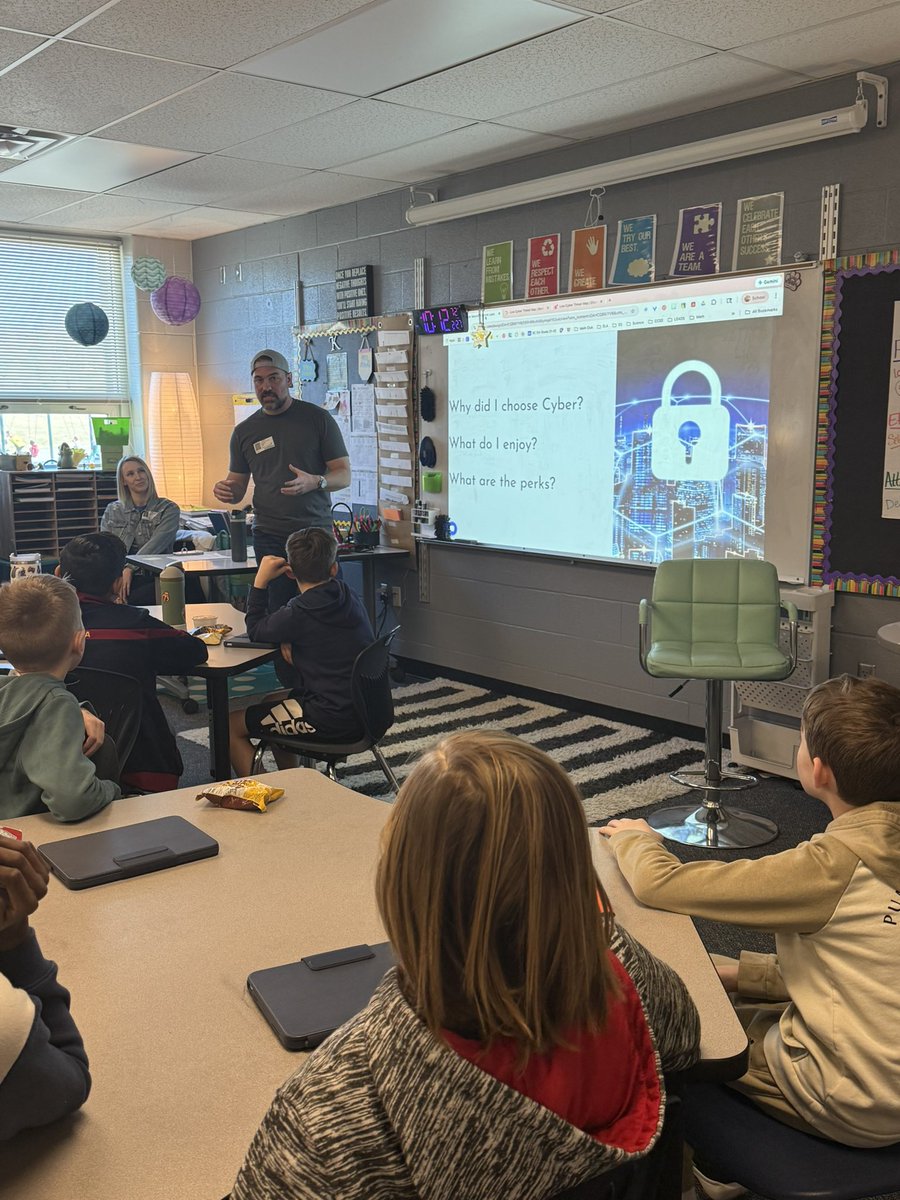 Julie Moore tweet media