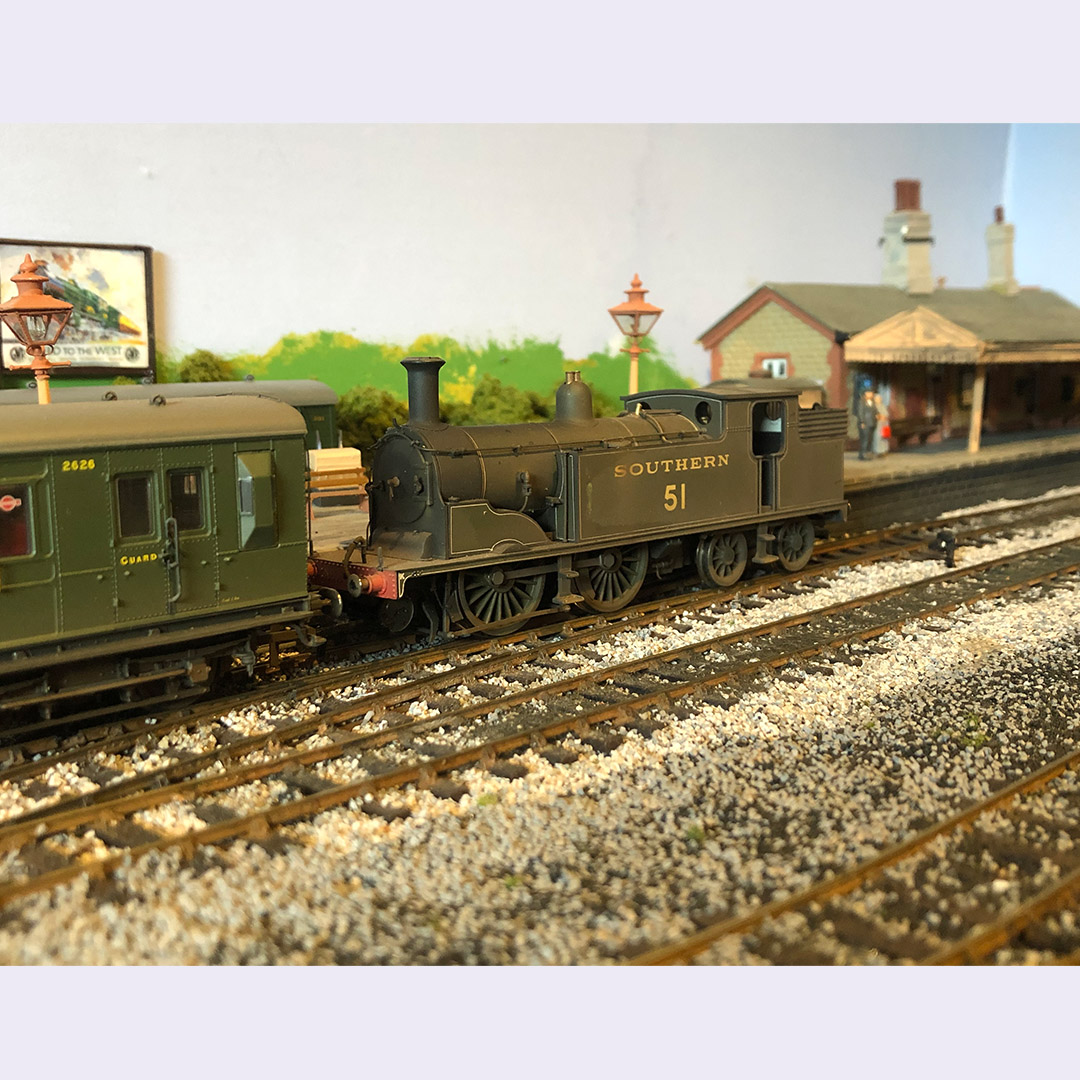 hornby's tweet image. It’s full steam ahead with another fantastic #FeatureFriday! 🚂
Check out these incredible weathered models by Martin Payne.

👉Share your #FeatureFriday photos with us in the comments or by sending them to us at marketing@hornby.com.

#Hornby #Modelrailway #Layout