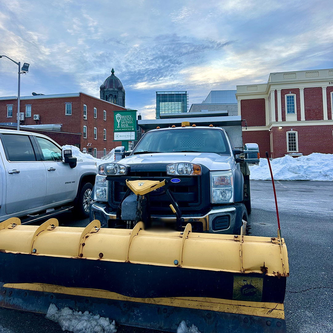 BristolCountySavings tweet media