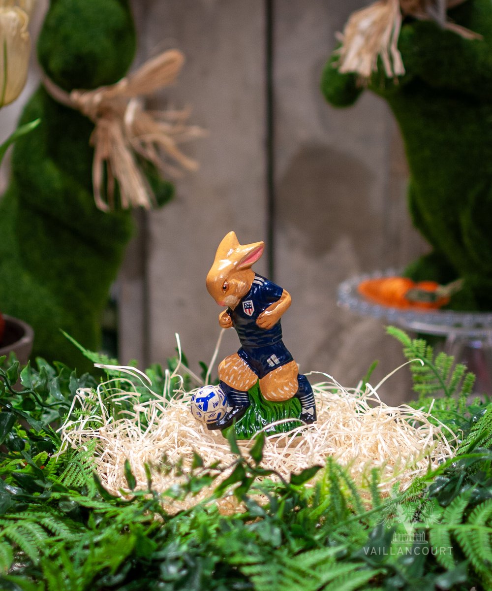 Vaillancourt Folk Art tweet media