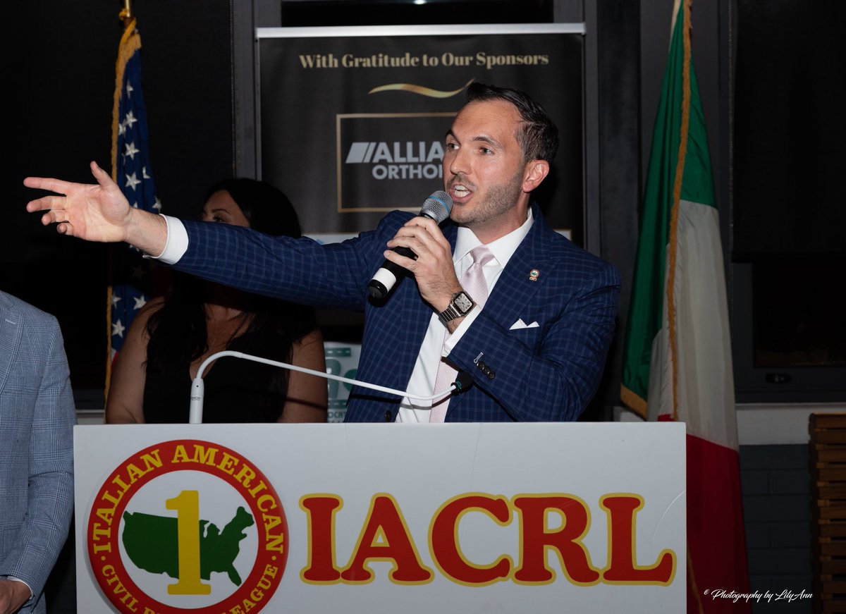 MikeCrispi's tweet photo. New Jersey Italian Americans finally have A VOICE! 

@TheIACRL is proud to formally launch our New Jersey chapter! 

Congrats to State Co-Chairs @Jax1331 @tfiore07 @Frank_Cap1_BOE! 

And congrats to our very own, Monmouth Commissioner Tom Arnone and Restauranteur Frank Brusco on being honored for their outstanding leadership in the community!