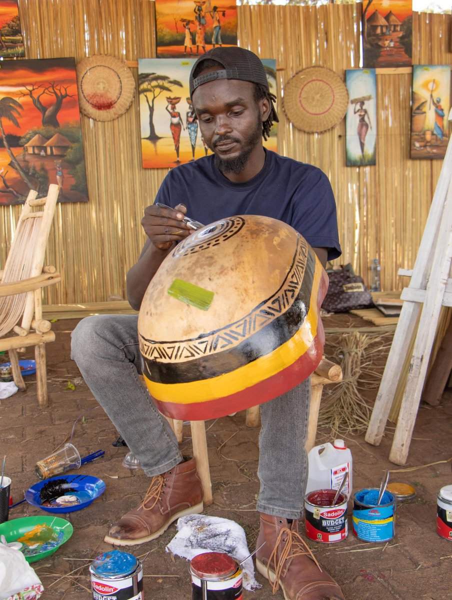 Loremi Tours tweet media