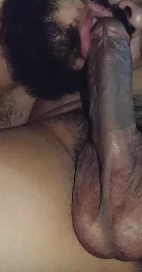 Algo pa esos chulos que me regalan una vista, un saludo y Rt y un comentario, para que vengan más... Un beso