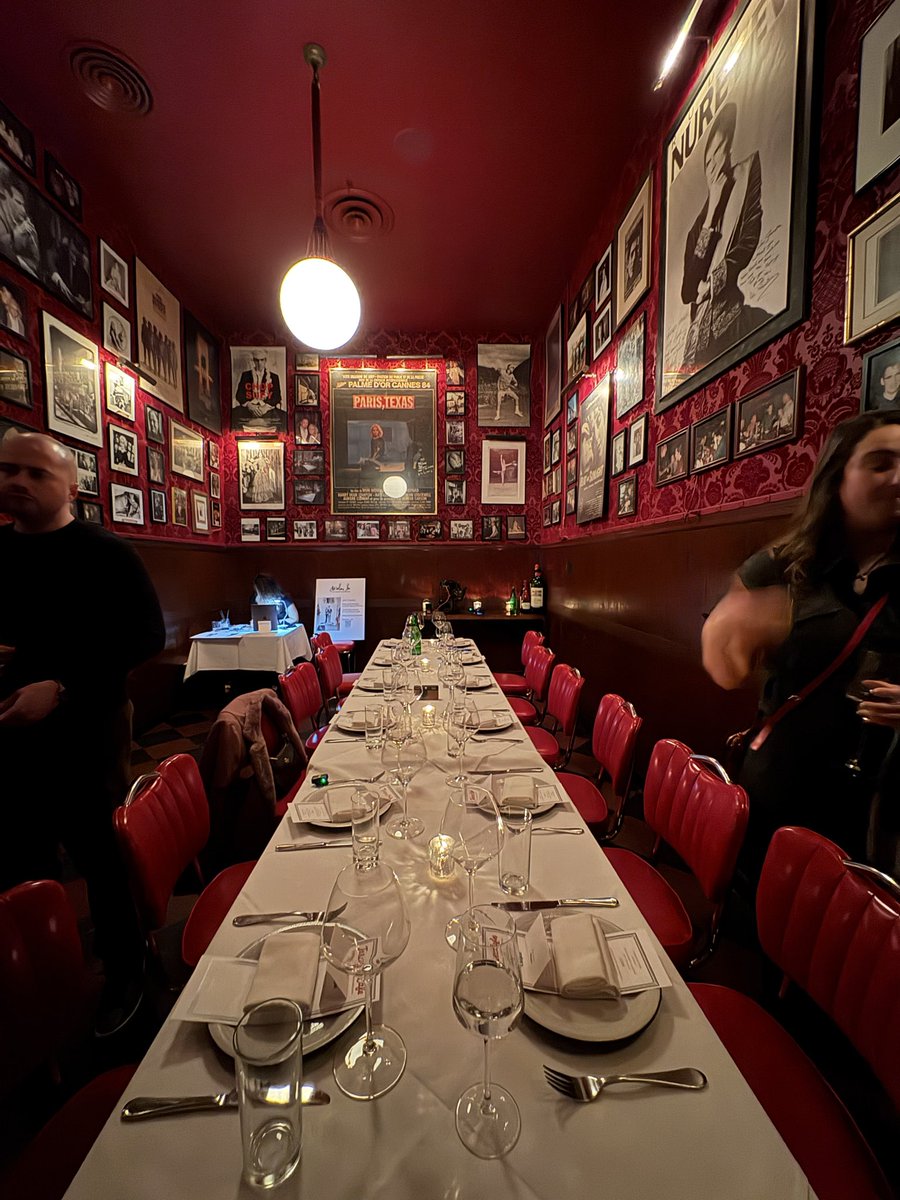 Nini 🌺 tweet media