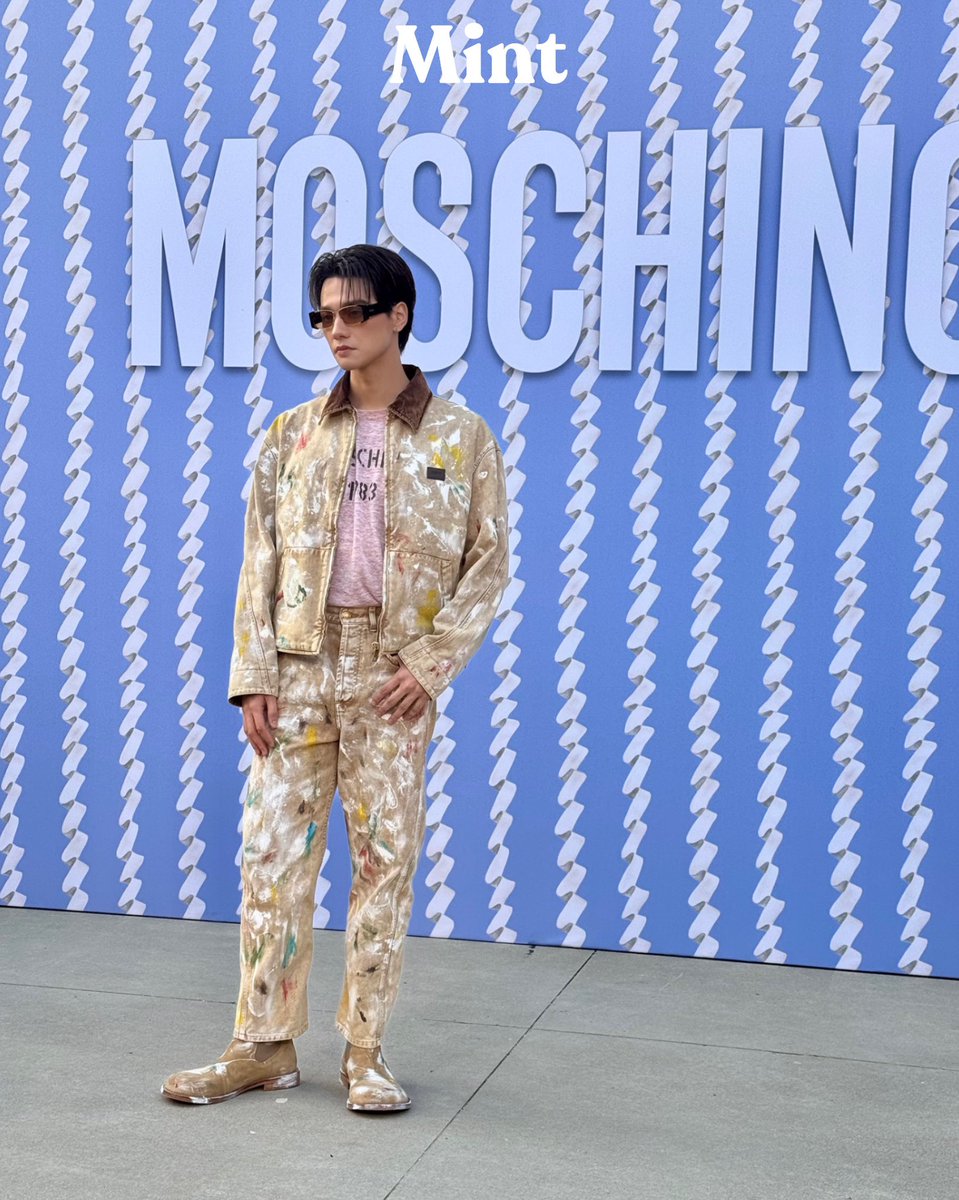 ยศตัวพ่อ! #MintReports ส่งภาพ ‘เก่ง‘ แขกสำคัญของ Moschino ก่อนร่วมชมโชว์  Moschino Autumn/Winter 2026 ณ กรุงมิลาน ประเทศอิตาลี 💚

KENG NAMPING IN MFW26
#MOSCHINOXKENGNAMPING
#MOSCHINOFW26
#MOSCHINO #KengHarit 
#MintMagTH