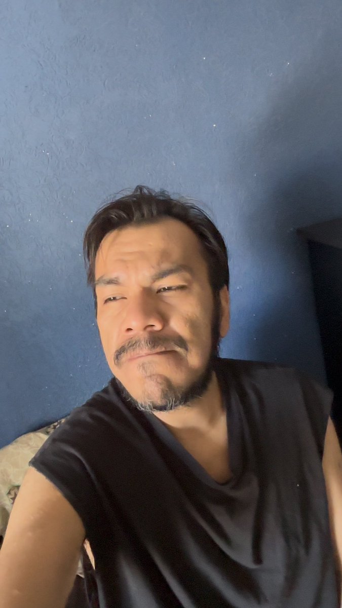 RafaKaxio's tweet photo. Duda genuina… al despertar, ¿cuánto tiempo les toma ser una persona funcional? Yo por lo menos necesito una hora + café ☕️
#rafakaxio #notmorningpeople #morning #coffee #mindset https://t.co/29CLLvj9a5