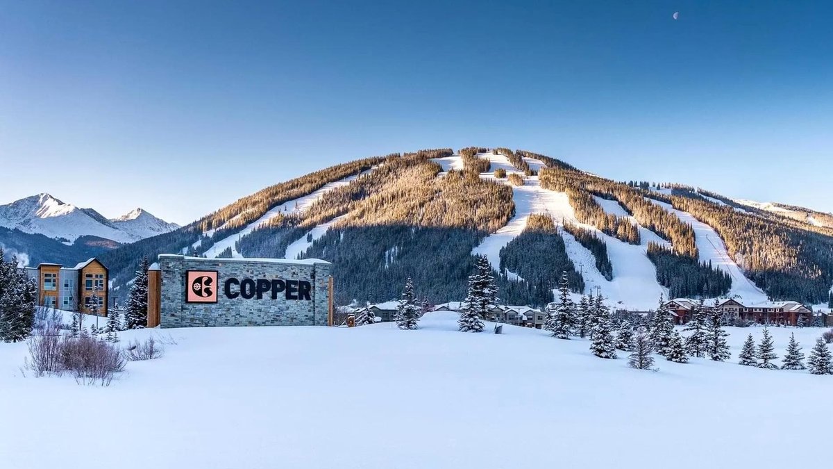 MovieMogulProd's tweet photo. Powder shots are 🔥 but filming at a Colorado ski resort is a challenge.

We break down the most film-friendly Colorado resorts (and which corporate entities are tougher to work with).

Read the full post: https://t.co/m7U3zSEJJH

#skicolorado #filmpermits #filmincolorado https://t.co/ZgoIIfTufT