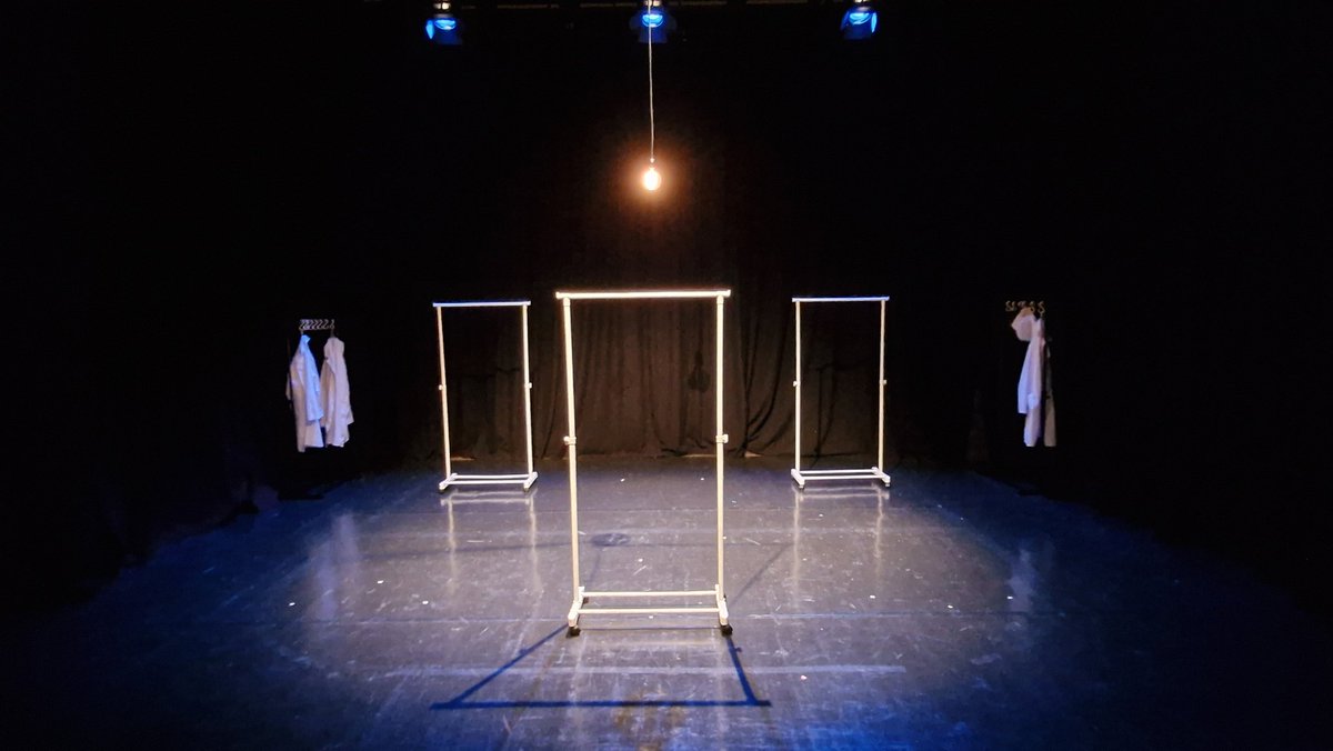 dyadproductions's tweet photo. #York is one of our favourite cities and, 3 weeks today, we'll be there with our new collaboration show, General Medical Emergency Ward 10 at @41monkgate

It's a truly silly, funny wild ride through hospital parody. Join us!

📅 20 Mar

#comedy #theatre #touring #hospital https://t.co/OXdJU3l2K7