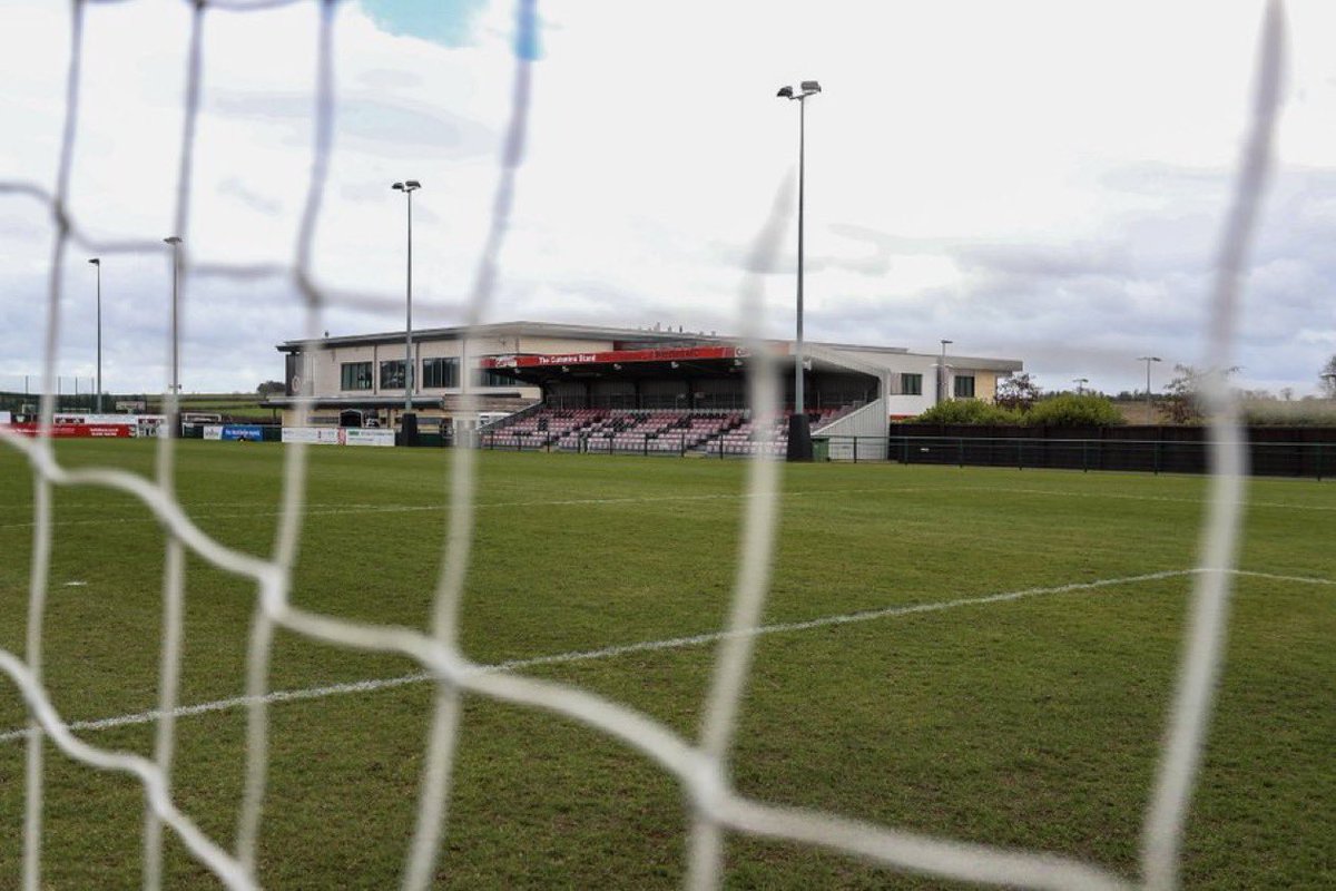 ⚠️Due to the heavy downpour in Stamford today, we’re calling on any Dannie’s fans who are able to volunteer some time tomorrow morning at 9am to help get the pitch ready, please bring forks 🍴 

Followed by a PITCH INSPECTION at 9.30am

Any support would be greatly appreciated ☔️