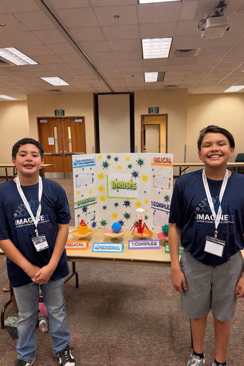 gina moon tweet media