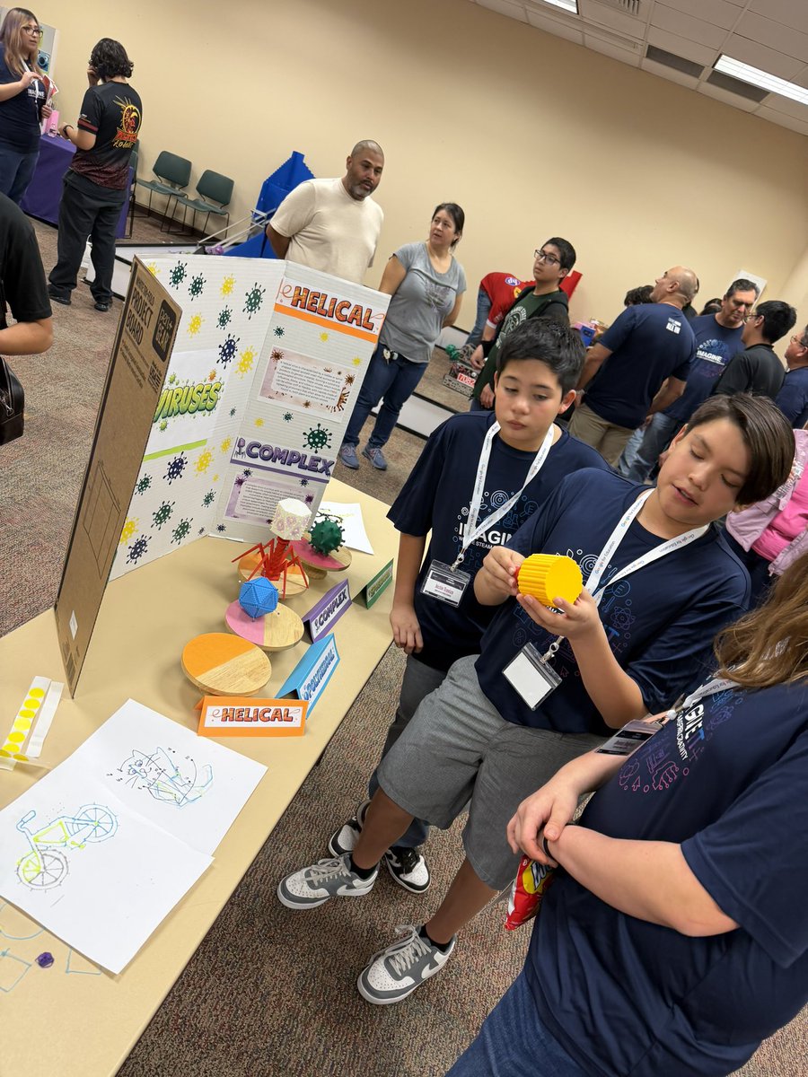 gina moon tweet media