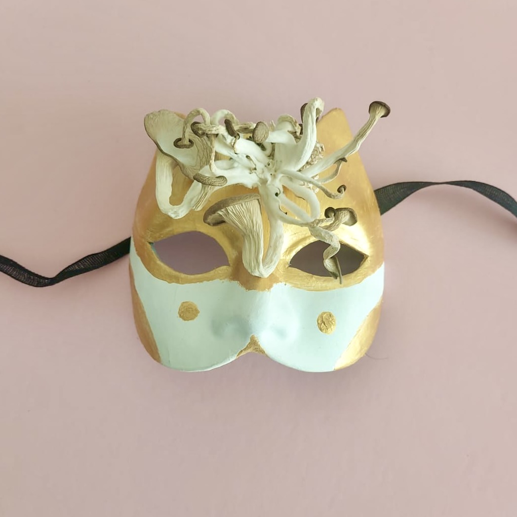 Honevo's tweet photo. HONEVO DESIGN - BIOROMANTIC MASKS https://t.co/wnq4dl0A4b #Honevo #Design #Bioromantic #Masks #MadMaterials #MadridDesign #CarabanchelDiseña #Honevian #BioromanticStyle #mascaras #bioromanticas https://t.co/xIwx6dFkRW