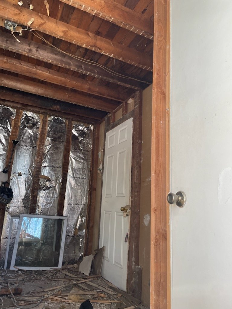 UltimateTrad8r's tweet image. Massive #renovations on 4 family just closed
#realeste
#investmentproperties