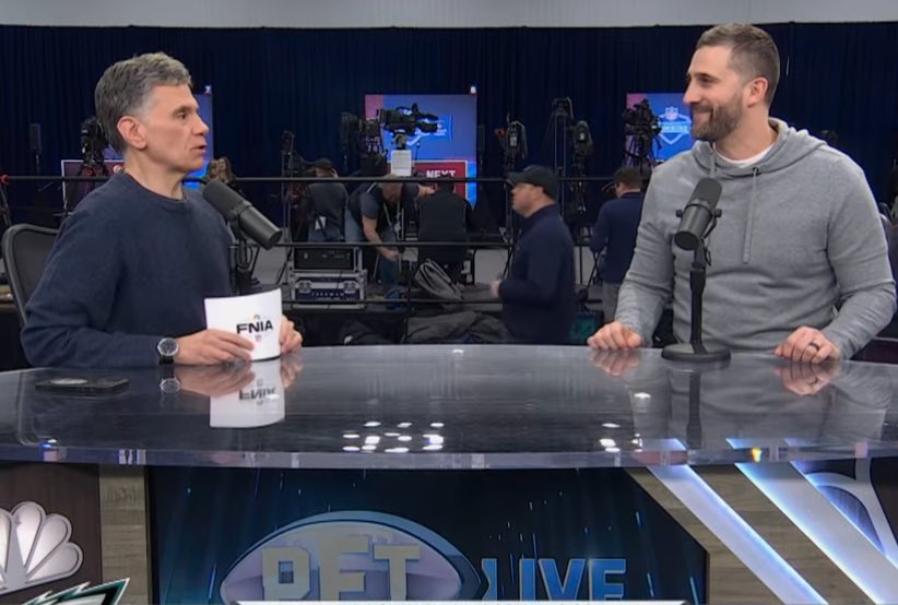 Jeff Simmons tweet media