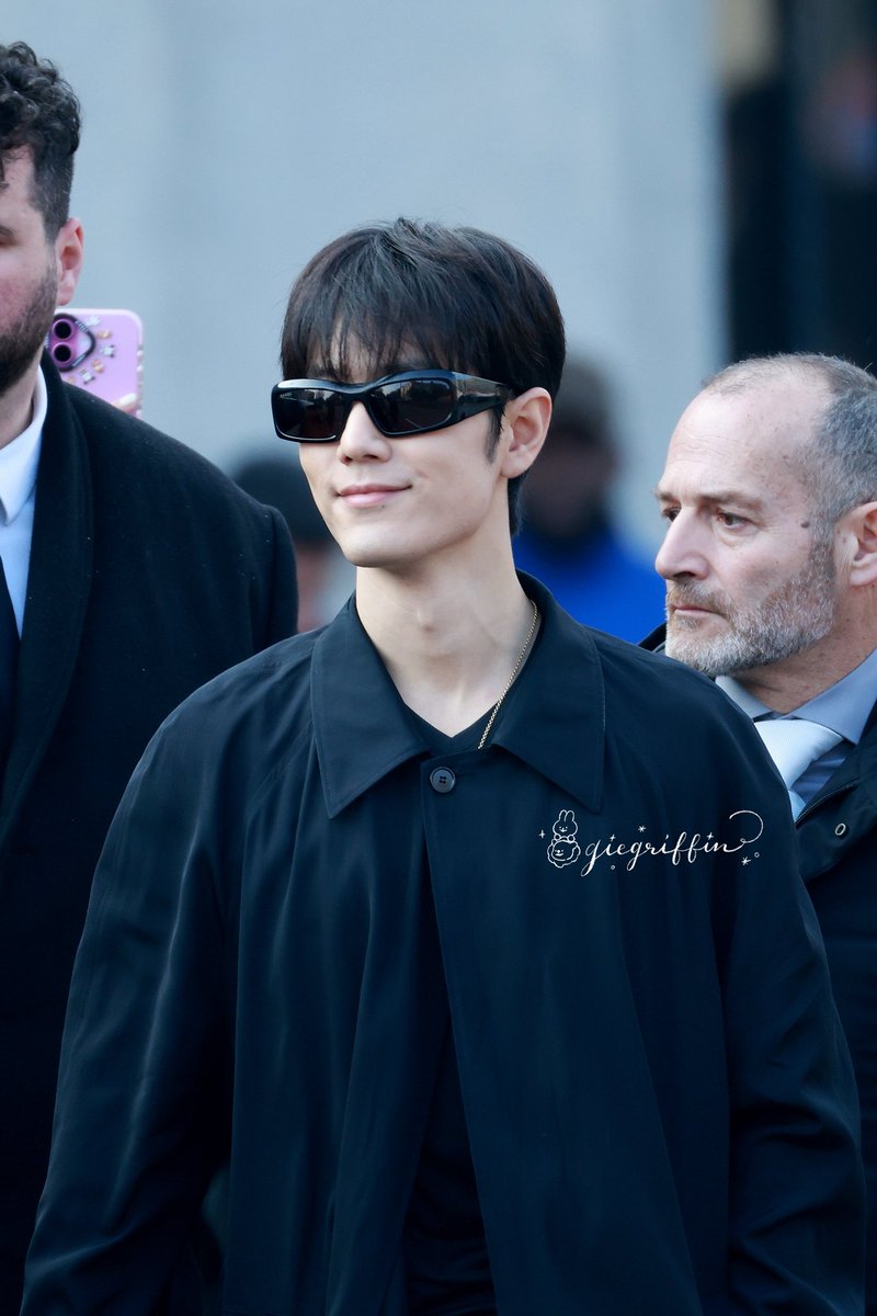 ชอบความเดินส่งยิ้มมาแต่ไกล

XIAO ZHAN ITALIAN STORY  
#XiaoZhanxTodsCraft 
#MFW26XiaoZhanCharm