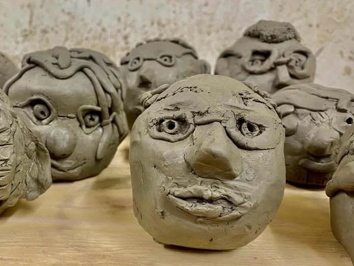 WeAreMioCare's tweet photo. Our MILES@Ena Day Service recently welcomed the amazing David Partington of 'Partington's Pots', who supported Liz, Matthew and friends as they crafted some brilliant 'pinch-pot' self portraits.

Creativity, artistry and teamwork in full flow! 😀

🔗 https://t.co/ICOf3roT2k https://t.co/Sno86T2Ggo