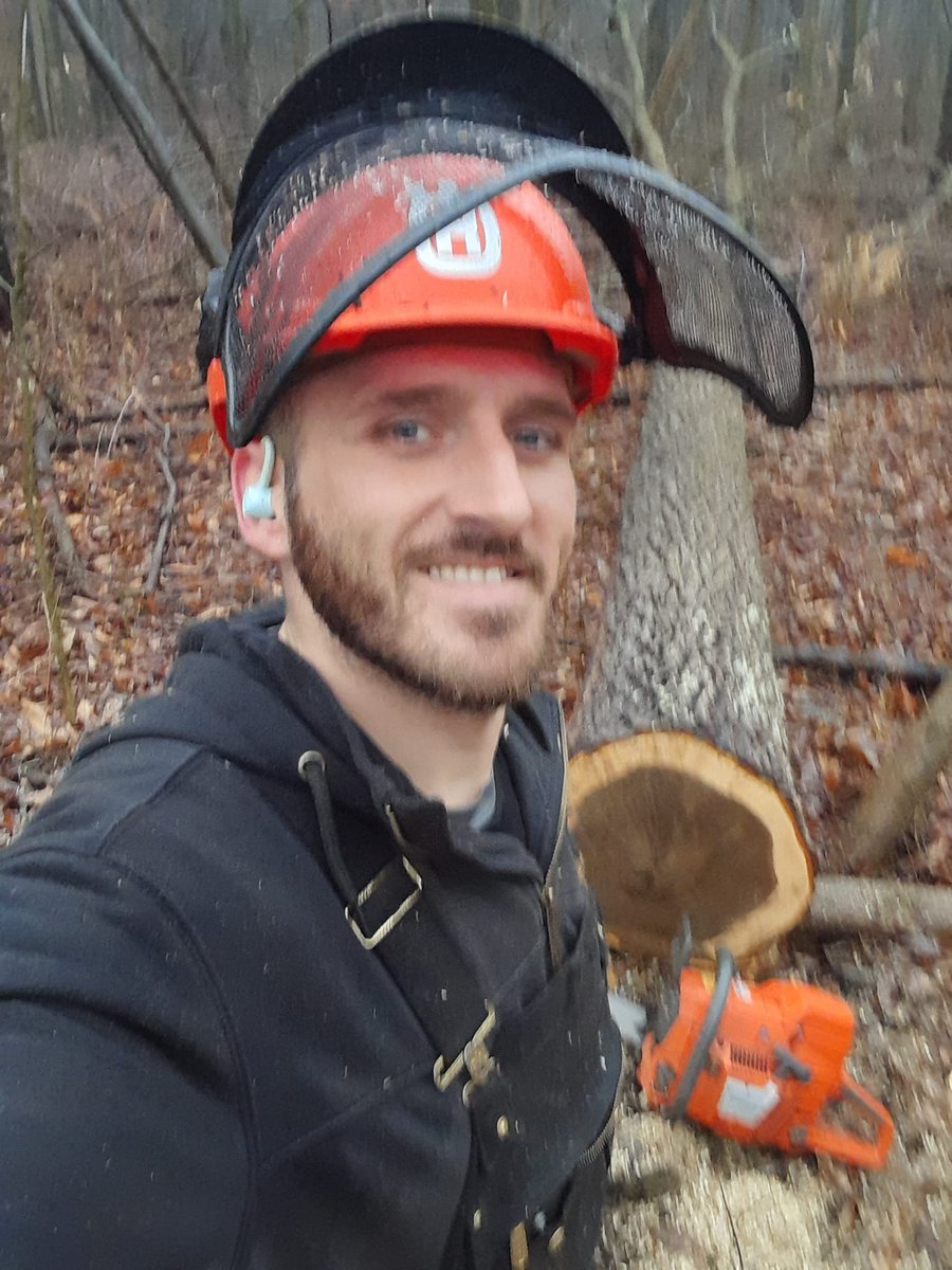 Straight Guys for Gay Eyes tweet media