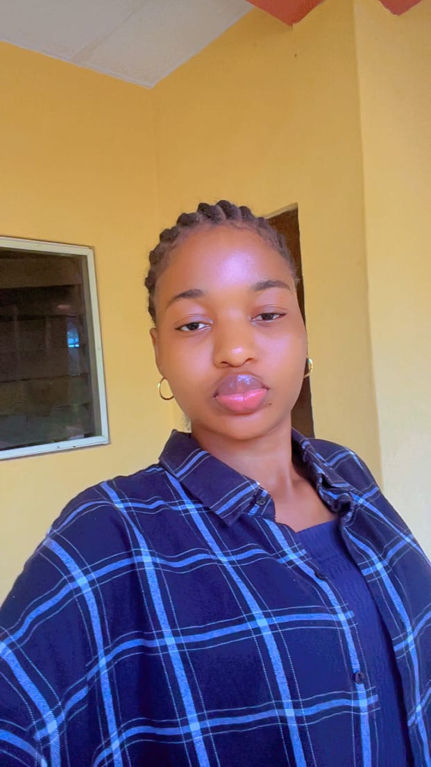 Yourfavouritegirl (@babatundefavo18) on Twitter photo 