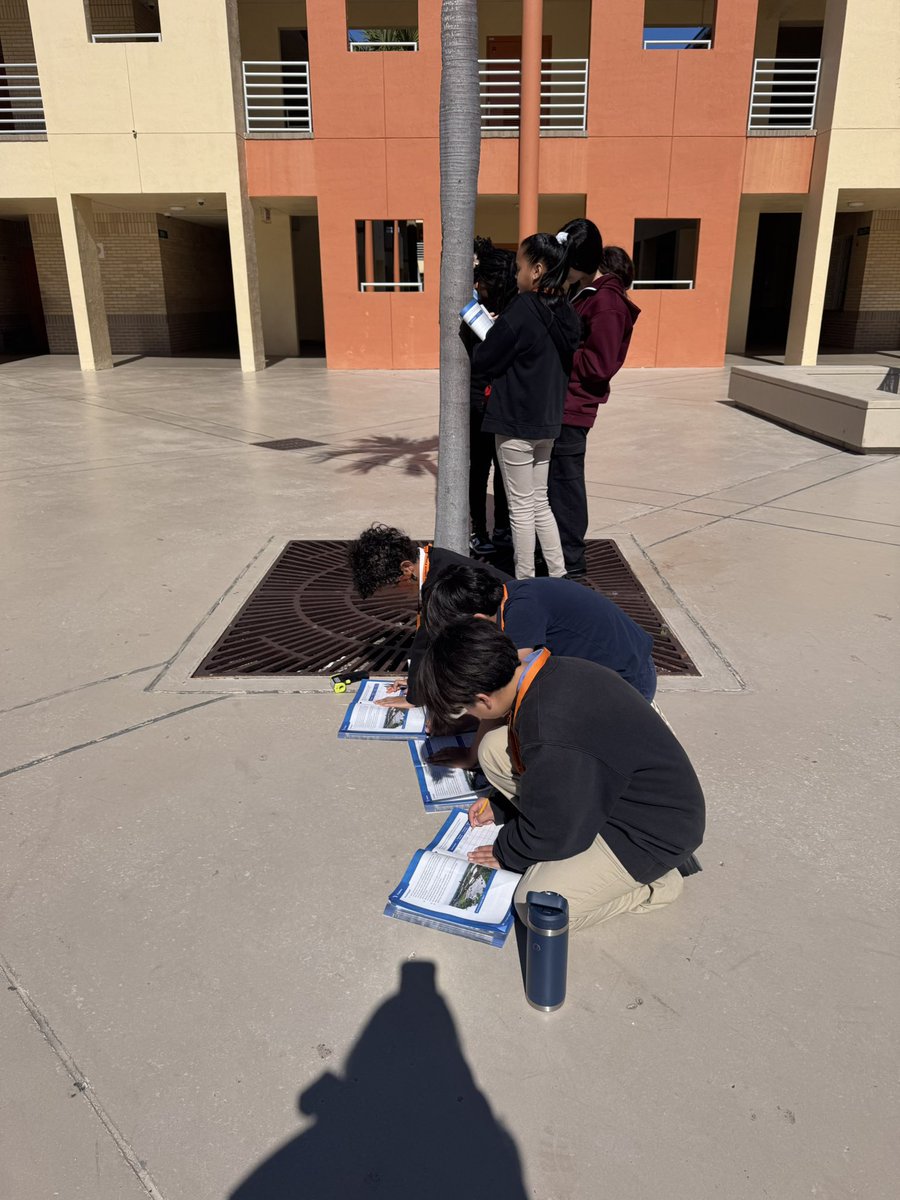 Shanna Moss tweet media