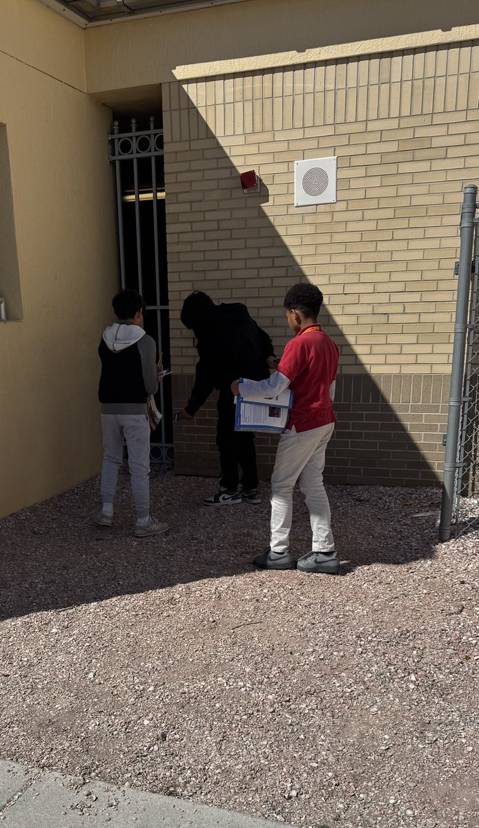 Shanna Moss tweet media