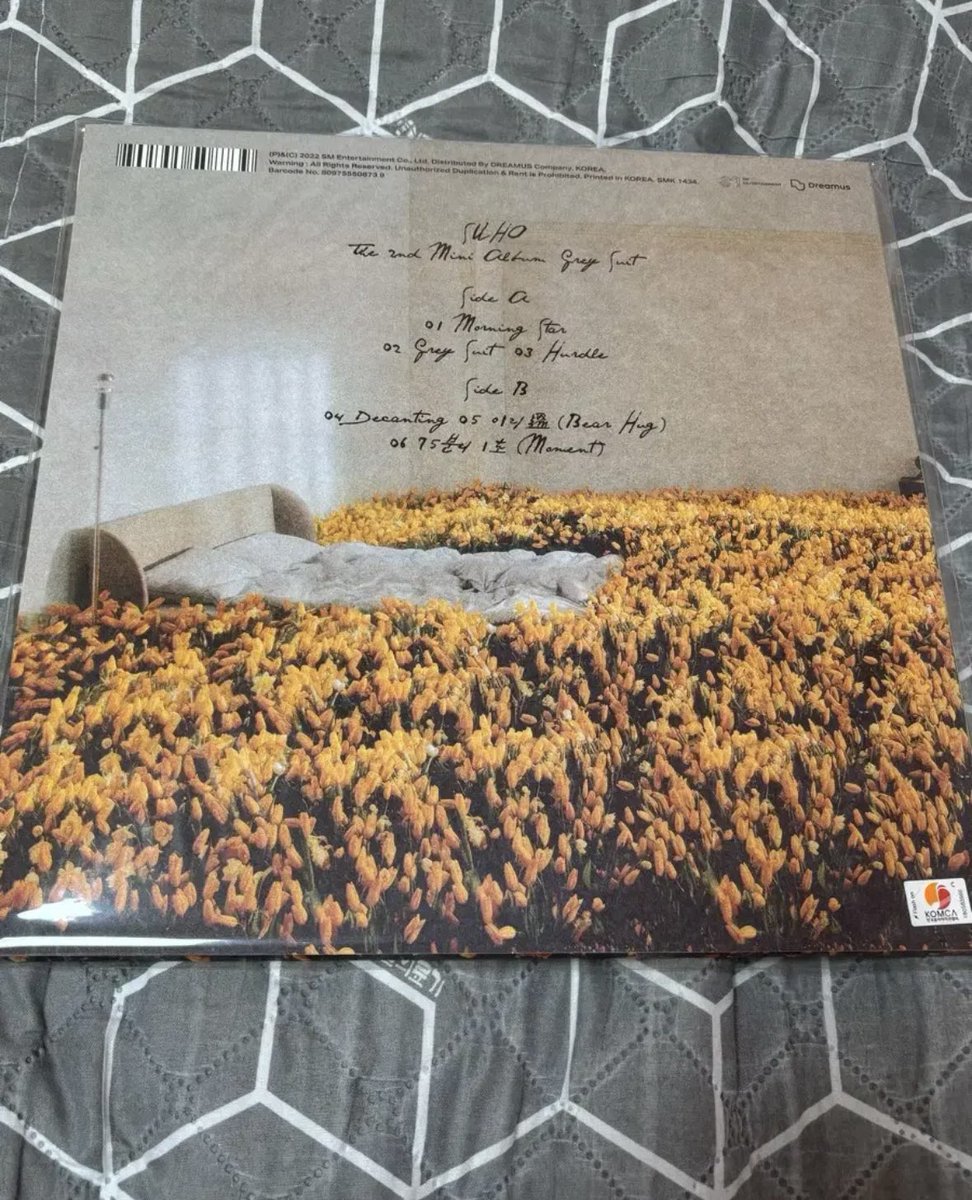 oooxo9's tweet photo. 엑소 수호 준면 김준면 솔로앨범 그레이수트 엘피 양도합니다. 디엠주세요! 
exo suho junmyeon solo album grey suit unopend  LP sell
택포 5.0 https://t.co/y3O1SNg98h