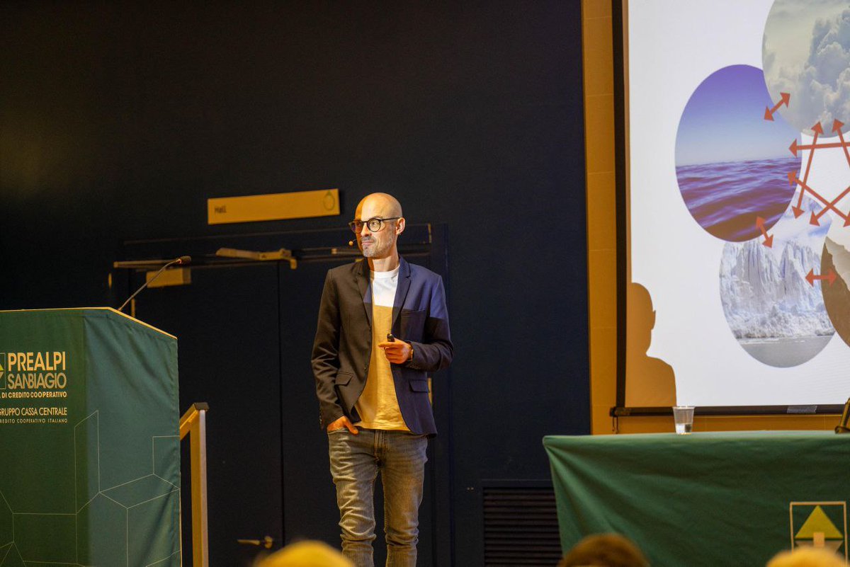 MACC_UC's tweet photo. 🟢 ¿Quieres sabes cómo se transfiere nuestra investigación a la sociedad? Esta semana @casanueva_ana  y @RodrigoManzanas han presentado cómo el cambio climático futuro puede afectar al sector vitícola en la zona de producción de los vinos Prosecco DOCG 🇮🇹
https://t.co/cy3bCidJGa https://t.co/8XvwYcQbE8