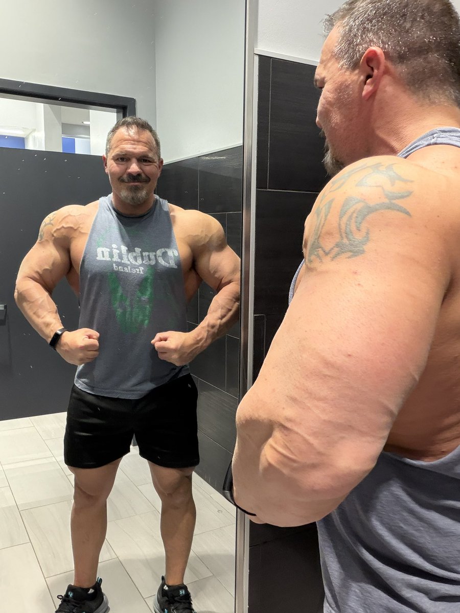 dredlifter tweet media