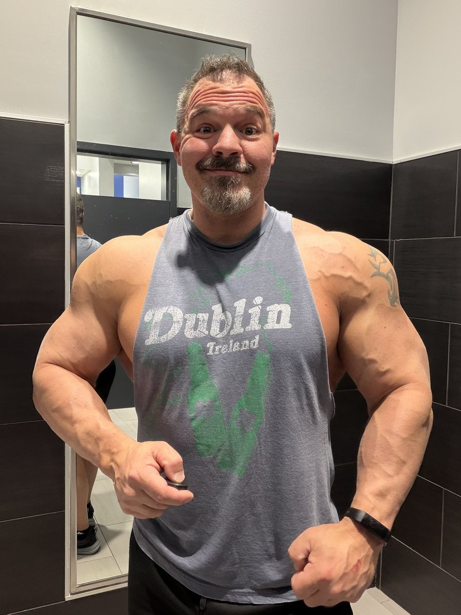 dredlifter tweet media