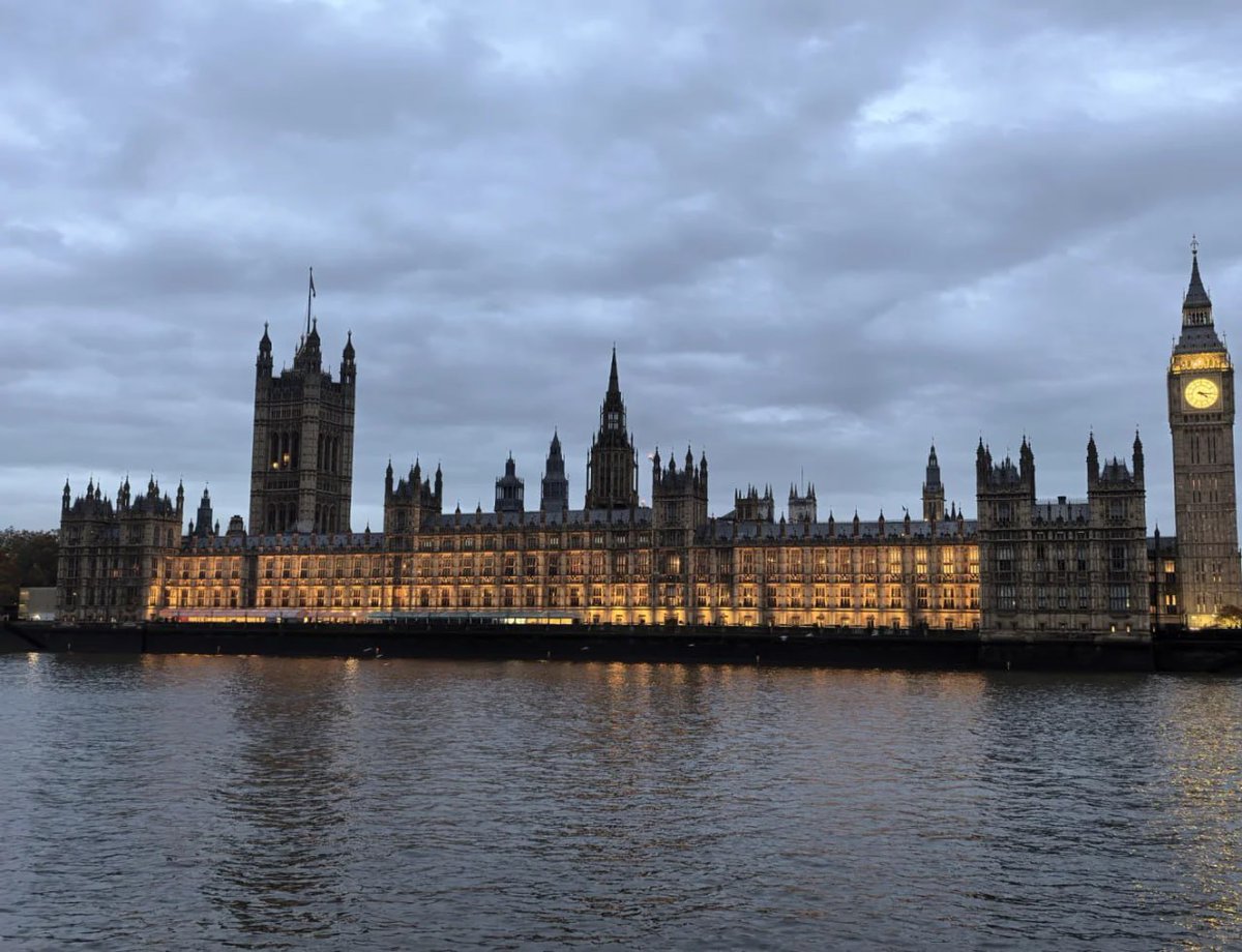 detodonatural's tweet photo. Beautiful places in London 🇬🇧 https://t.co/z3iZOFXGdx