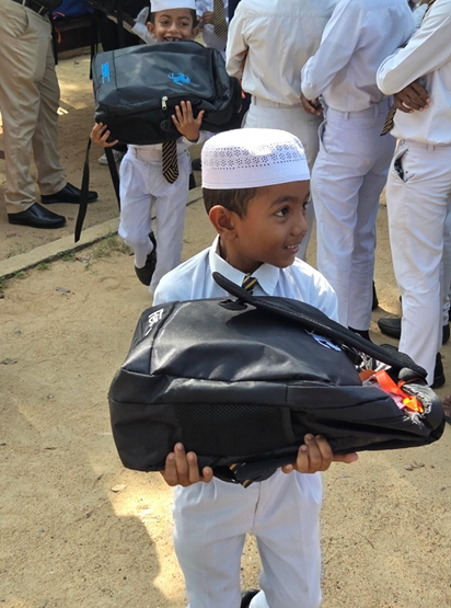 Connecting_biz's tweet photo. After a crisis, where do children go if schools are destroyed?
In Sri Lanka @apadlk distributed backpacks full of school supplies for children to be able to go back to school.
The joy on these children's faces is everything.
Read the whole story here ▶️ https://t.co/BRvDtQkLBa https://t.co/nvaYdO3EdT